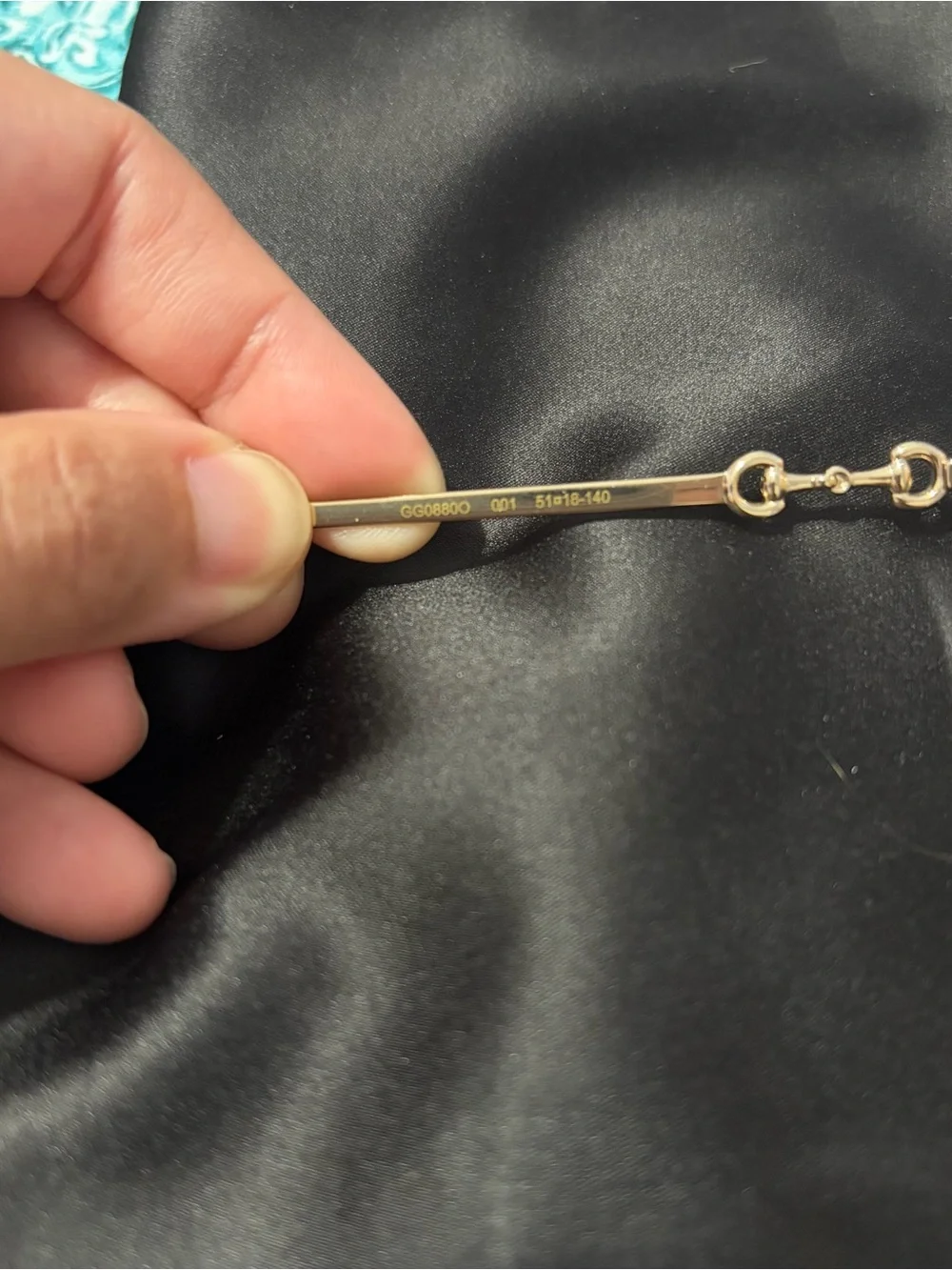 Brand new Gucci Gold Thin Round Metal Eyewear with Signature Temple Detail
